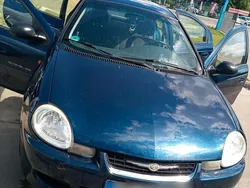 Blau Gebraucht 2001 Chrysler Neon Limousine | 900 €