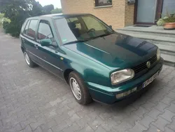 Grün Gebraucht 1997 VW Golf III Family Limousine | 1.300 € (Fairer Preis)