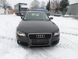 Grau Gebraucht 2010 Audi A4 Ambition Kombi | 4.850 € (Guter Preis)