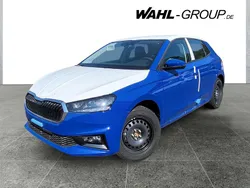 Blau Neu 2025 Skoda Fabia Essence Limousine | 16.650 € (Guter Preis)