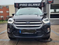 Schwarz Gebraucht 2019 Ford Kuga Titanium SUV | 15.900 € (Etwas zu teuer)