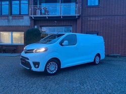Weiß Gebraucht 2022 Toyota Proace Comfort Van / Kleinbus | 16.950 € (Superpreis)