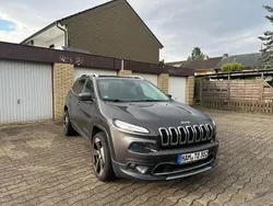 Grau Gebraucht 2015 Jeep Cherokee Limited SUV | 11.950 € (Superpreis)
