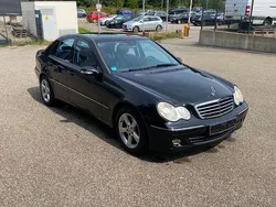 Schwarz Gebraucht 2004 Mercedes C200 Avantgarde Limousine | 4.500 € (Etwas zu teuer)