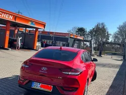 Rot Gebraucht 2018 Hyundai i30 Limousine | 13.000 € (Guter Preis)