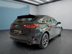 Grau Neu 2025 Kia Ceed Kleinwagen | 27.049 € (Guter Preis)