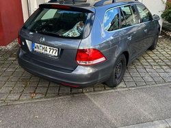 Grau Gebraucht 2009 VW Golf VI Comfortline Kombi | 3.499 € (Fairer Preis)