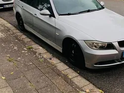 Grau Gebraucht 2007 BMW 320 Kombi | 2.500 € (Superpreis)