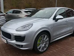 Silber Gebraucht 2017 Porsche Cayenne S E-Hybrid SUV | 33.990 € (Fairer Preis)