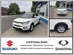 Weiß Gebraucht 2018 Ssangyong (KGM) Tivoli SUV | 9.990 €