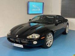 Schwarz Gebraucht 2000 Jaguar XKR R Coupé | 24.900 €