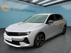 Silber Gebraucht 2024 Opel Astra Limousine | 24.949 € (Etwas zu teuer)