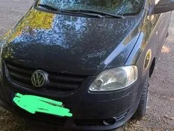 Grau Gebraucht 2010 VW Fox Kleinwagen | 1.300 € (Guter Preis)