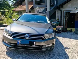 Grau Gebraucht 2015 VW Passat Comfortline Kombi | 9.000 € (Guter Preis)