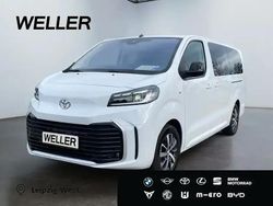Icy white (weiss) Gebraucht 2024 Toyota Proace Team Van / Kleinbus | 39.890 € (Fairer Preis)