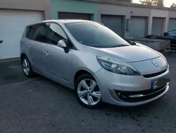 Silber Gebraucht 2012 Renault Grand Scénic III Luxe Van / Kleinbus | 6.200 € (Fairer Preis)