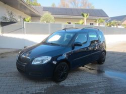 Blau Gebraucht 2009 Skoda Roomster Van / Kleinbus | 3.790 € (Fairer Preis)