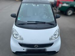 Weiß Gebraucht 2013 Smart ForTwo Coupé Kleinwagen | 4.000 €