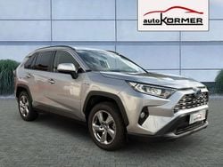 Lichtsilber metallic Gebraucht 2021 Toyota RAV4 Hybrid Team SUV | 29.880 € (Guter Preis)