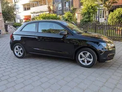 Schwarz Gebraucht 2011 Audi A1 Ambition Kleinwagen | 6.800 € (Fairer Preis)