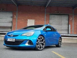 Blau Gebraucht 2015 Opel Astra OPC Coupé | 15.200 € (Superpreis)