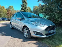 Silber Gebraucht 2012 Ford Fiesta Kleinwagen | 3.250 € (Fairer Preis)