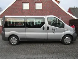 Silber metallic Gebraucht 2003 Opel Vivaro Van | 7.500 €