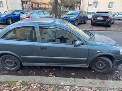 Andere farben Gebraucht 2000 Opel Astra Coupé | 2.200 € (Etwas zu teuer)