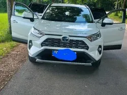 Weiß Gebraucht 2019 Toyota RAV4 Hybrid SUV | 29.500 € (Fairer Preis)