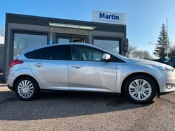 Silber Gebraucht 2017 Ford Focus Limousine | 10.999 € (Fairer Preis)