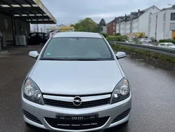 Silber Gebraucht 2009 Opel Astra GTC Selection Coupé | 1.500 € (Superpreis)