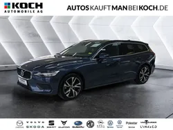 Blau Gebraucht 2023 Volvo V60 Core Kombi | 33.480 € (Guter Preis)