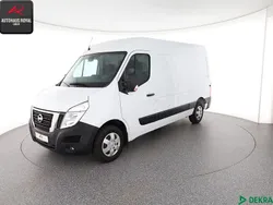 Weiß Gebraucht 2023 Nissan Interstar Van | 31.880 € (Guter Preis)