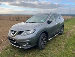 Grau Gebraucht 2015 Nissan X-Trail 360º SUV | 12.100 € (Fairer Preis)