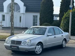 Silber Gebraucht 1997 Mercedes E230 Limousine | 4.490 €