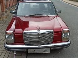 Andere farben Gebraucht 1974 Mercedes W115 Limousine | 11.700 €