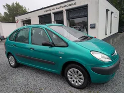 Grün Gebraucht 2001 Citroën Xsara Picasso Van / Kleinbus | 2.990 € (Teuer)