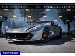Grau Gebraucht 2020 Ferrari 812 | 319.499 € (Guter Preis)