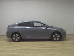 Electric shadow / sol Gebraucht 2020 Hyundai Ioniq Style Limousine | 15.480 € (Guter Preis)
