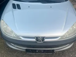 Silber Gebraucht 2003 Peugeot 206 Kleinwagen | 2.150 € (Fairer Preis)