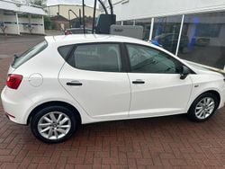 Weiß Gebraucht 2016 Seat Ibiza Kleinwagen | 7.990 € (Fairer Preis)