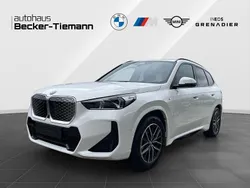 Weiß Neu 2025 BMW iX1 Exclusive SUV | 46.990 € (Guter Preis)