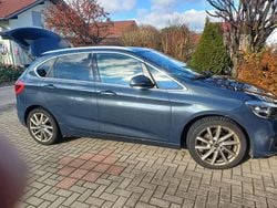 Grau Gebraucht 2015 BMW 218 Active Tourer Advantage Van / Kleinbus | 6.899 € (Fairer Preis)