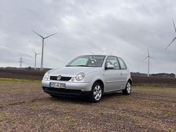 Silber Gebraucht 2002 VW Lupo Kleinwagen | 1.200 € (Fairer Preis)
