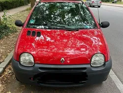 Rot Gebraucht 2003 Renault Twingo Kleinwagen | 800 € (Fairer Preis)