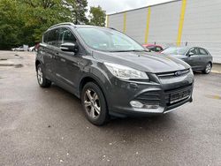 Grau Gebraucht 2016 Ford Kuga SYNC Edition SUV | 7.999 € (Guter Preis)