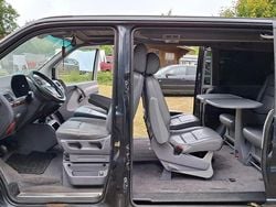 Schwarz Gebraucht 2002 Mercedes V220 Van / Kleinbus | 4.499 €