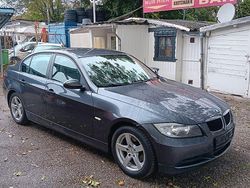 Grau Gebraucht 2006 BMW 320 Limousine | 3.750 € (Fairer Preis)