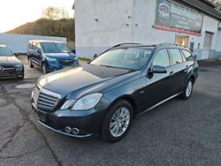 Grau Gebraucht 2011 Mercedes E200 Kombi | 6.900 € (Superpreis)