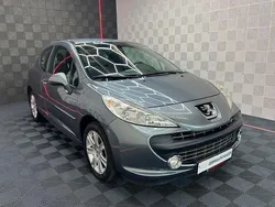 Farbe schwarz obsidien/metallic Gebraucht 2007 Peugeot 207 Platinum Limousine | 2.900 € (Fairer Preis)